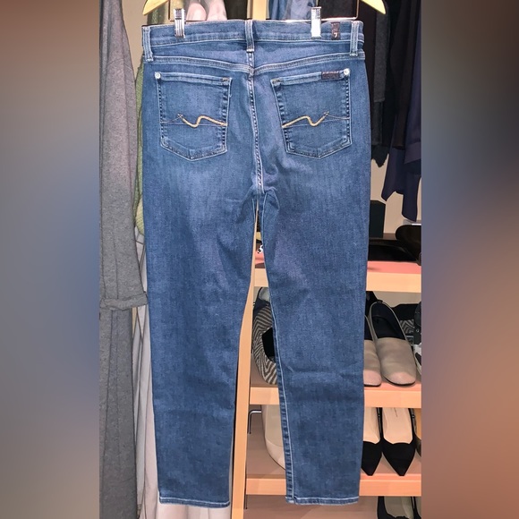 7 Josefina Jean - Picture 2 of 6